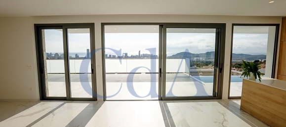 Villa de 4 dormitorios en Finestrat, Spain No. 4977 21