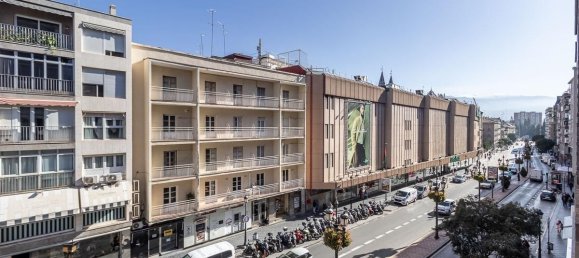 5 bedrooms Apartment in Granada, Spain No. 90261 11