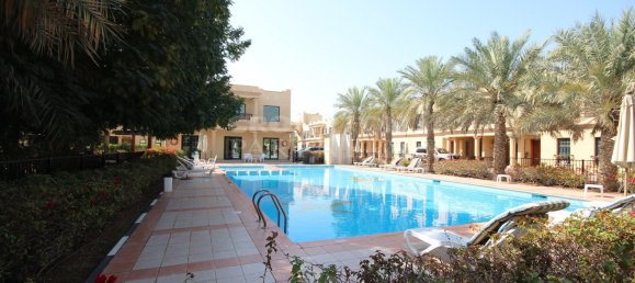 4 chambres Villa à Al Salam Street, UAE No. 5221 2