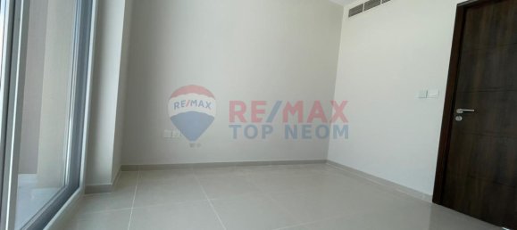 4 bedrooms Villa in Dubai, UAE No. 93804 10