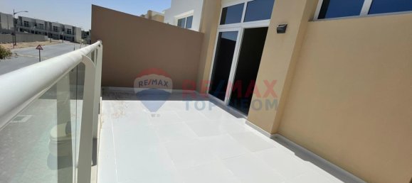 4 bedrooms Villa in Dubai, UAE No. 93804 12