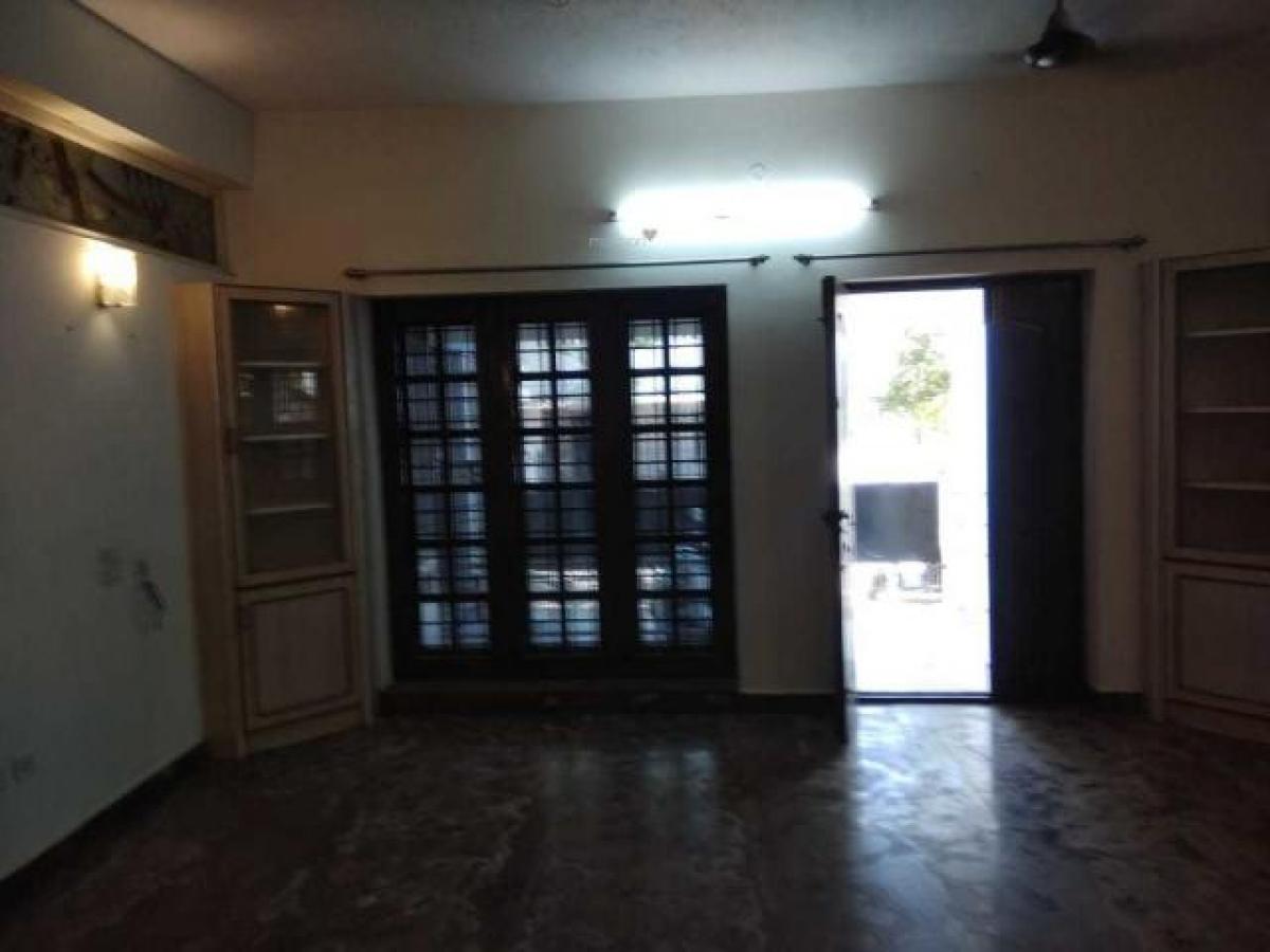 3 bedrooms House in Chennai, India No. 14770