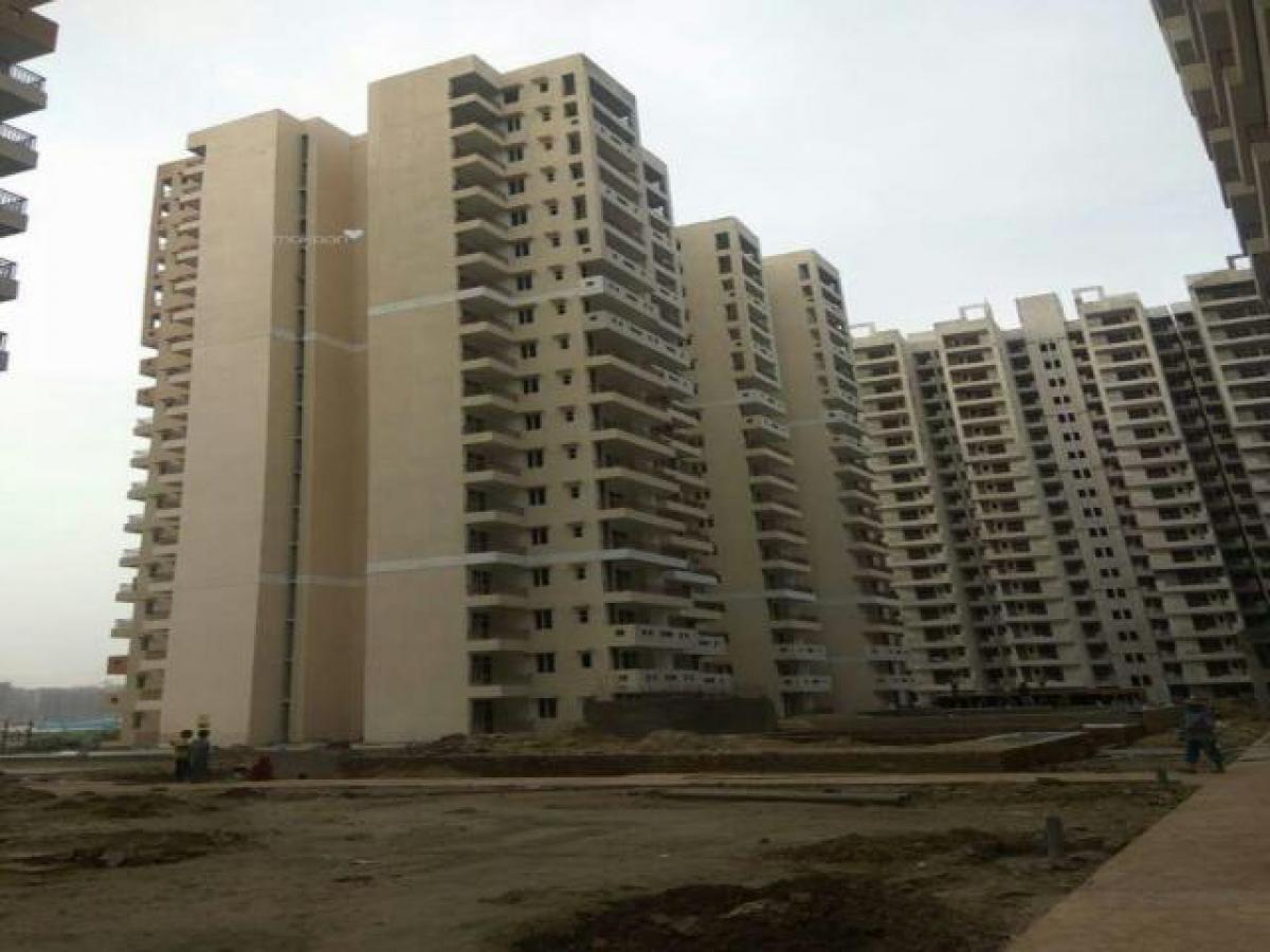 Casa T3 em Noida, India N.º 67349