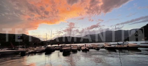 Apartamento de 2 habitaciónes en Como, Italy No. 303429 4