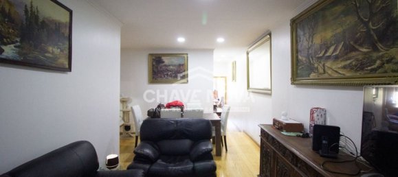 450m² Building in Porto, Portugal No. 51710 3