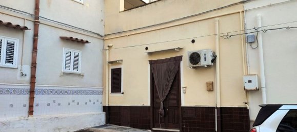 6 bedrooms House in Terrasini, Italy No. 333070 2