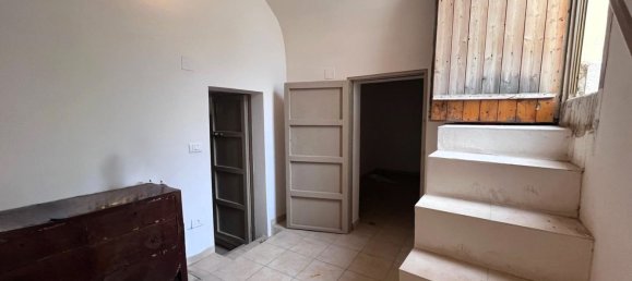 6 bedrooms House in Terrasini, Italy No. 333070 14