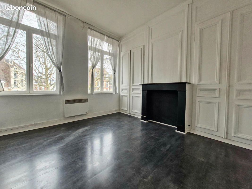 1 bedroom Apartment in Lille, France No. 64812