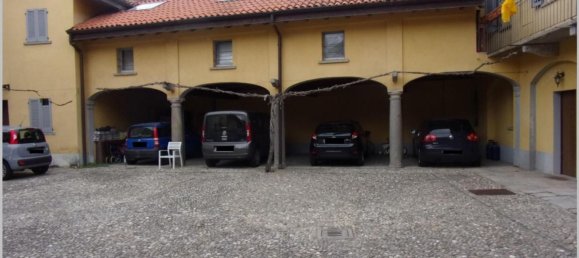 Apartamento de 3 dormitorios en Samarate, Italy No. 365557 23