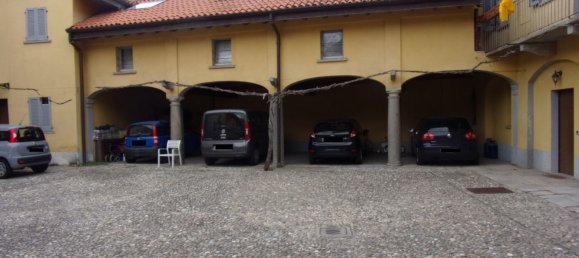 Apartamento de 3 dormitorios en Samarate, Italy No. 365557 4