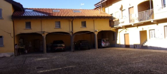 Apartamento de 3 dormitorios en Samarate, Italy No. 365557 35