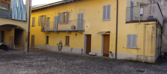 Apartamento de 3 dormitorios en Samarate, Italy No. 365557 31