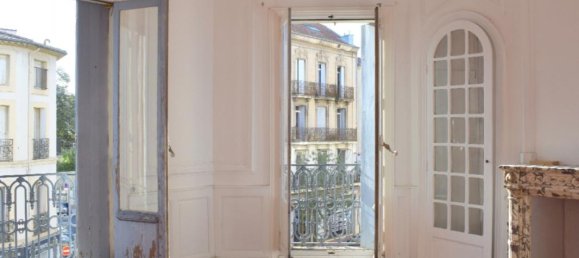 18 rooms Building in Beziers, France No. 198486 3