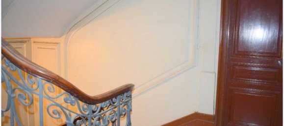 18 rooms Building in Beziers, France No. 198486 8