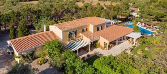 5 bedrooms Villa in Menorca, Spain No. 82330 2