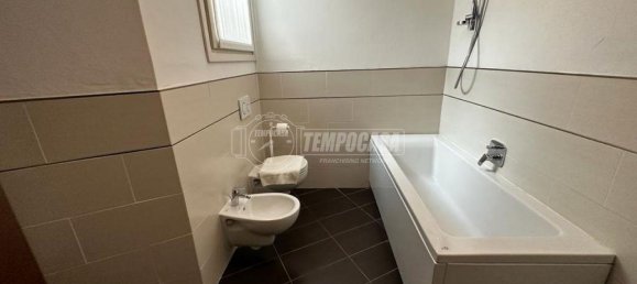 7-salle Villa à Tremezzina, Italy No. 177729 18