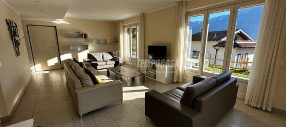 7-salle Villa à Tremezzina, Italy No. 177729 8