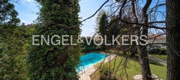 5 bedrooms Villa in Casorate Sempione, Italy No. 296849 35