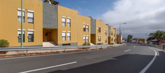 Dúplex de 3 dormitorios en Las Palmas De Gran Canaria, Spain No. 185808 6