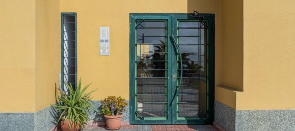 Dúplex de 3 dormitorios en Las Palmas De Gran Canaria, Spain No. 185808 8