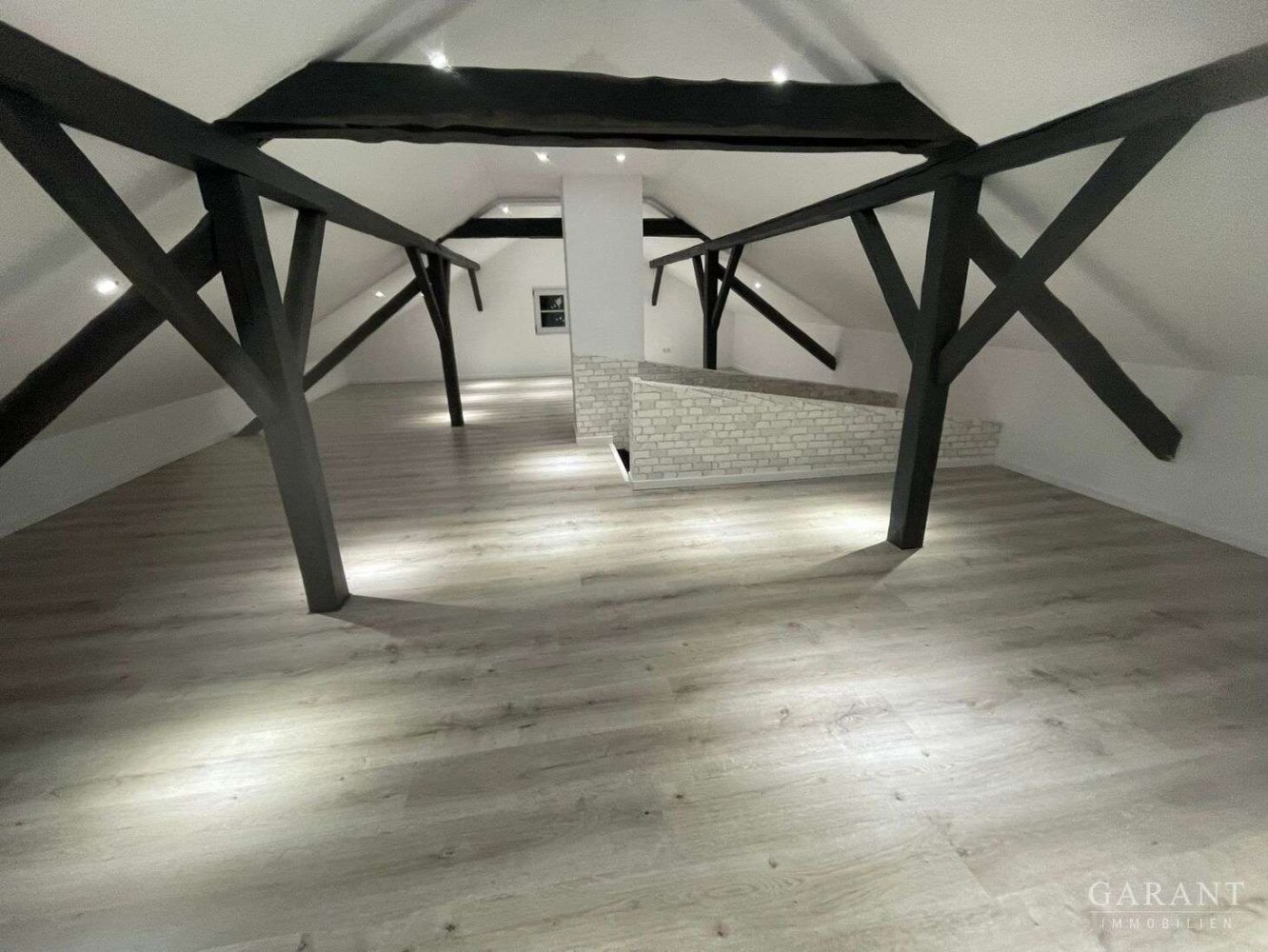 4 bedrooms Townhouse in Traunstein, Germany No. 117291