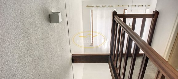 7 غرف نوم بناية في Saint-Mihiel, France رقم 86255 5