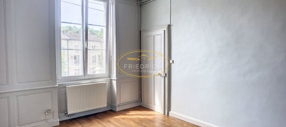 7 غرف نوم بناية في Saint-Mihiel, France رقم 86255 3