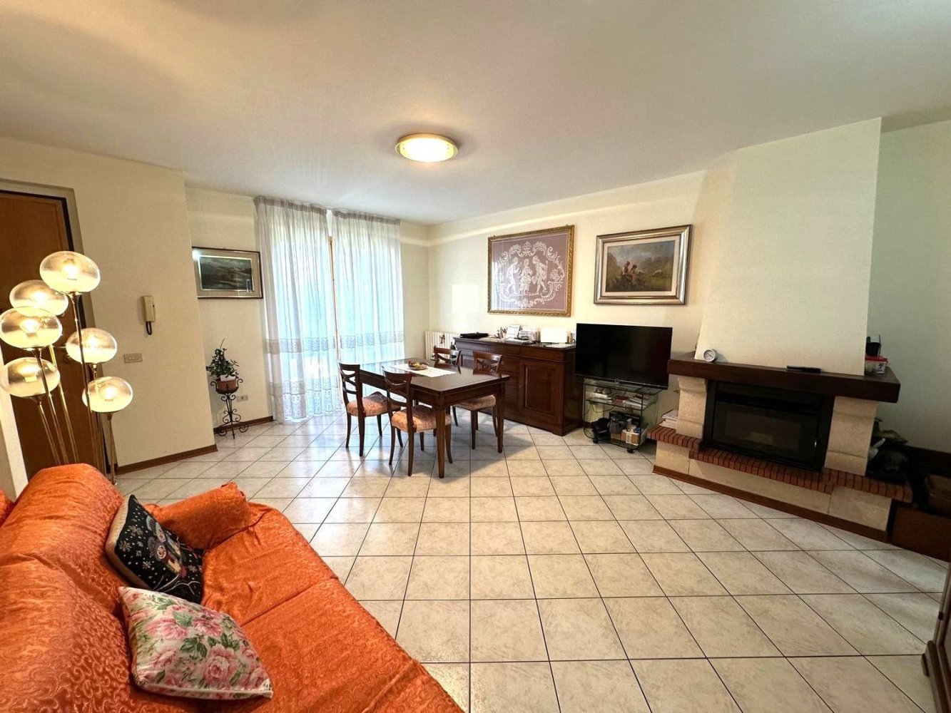 5 rooms House in Fidenza, Italy No. 228078