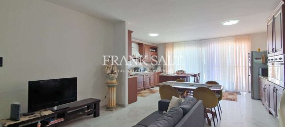 2 chambres Appartement à Saint Julian's, Malta No. 7434 2