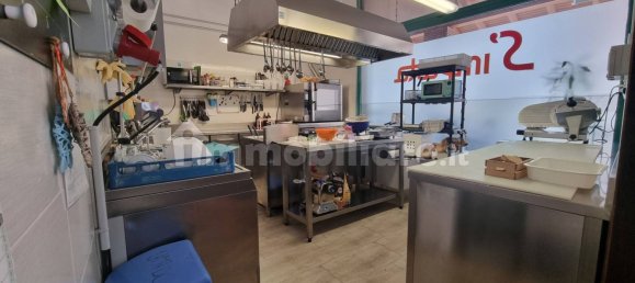 3-salle Propriété commerciale à Florence, Italy No. 281027 26