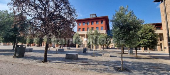 3-salle Propriété commerciale à Florence, Italy No. 281027 3