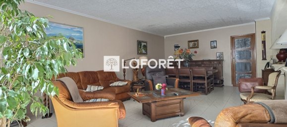 3 bedrooms House in Vitry-sur-Seine, France No. 177519 11