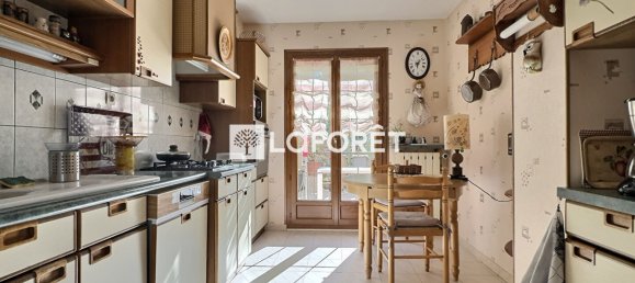 3 bedrooms House in Vitry-sur-Seine, France No. 177519 12