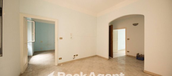 3 bedrooms Apartment in Genoa, Italy No. 99630 12