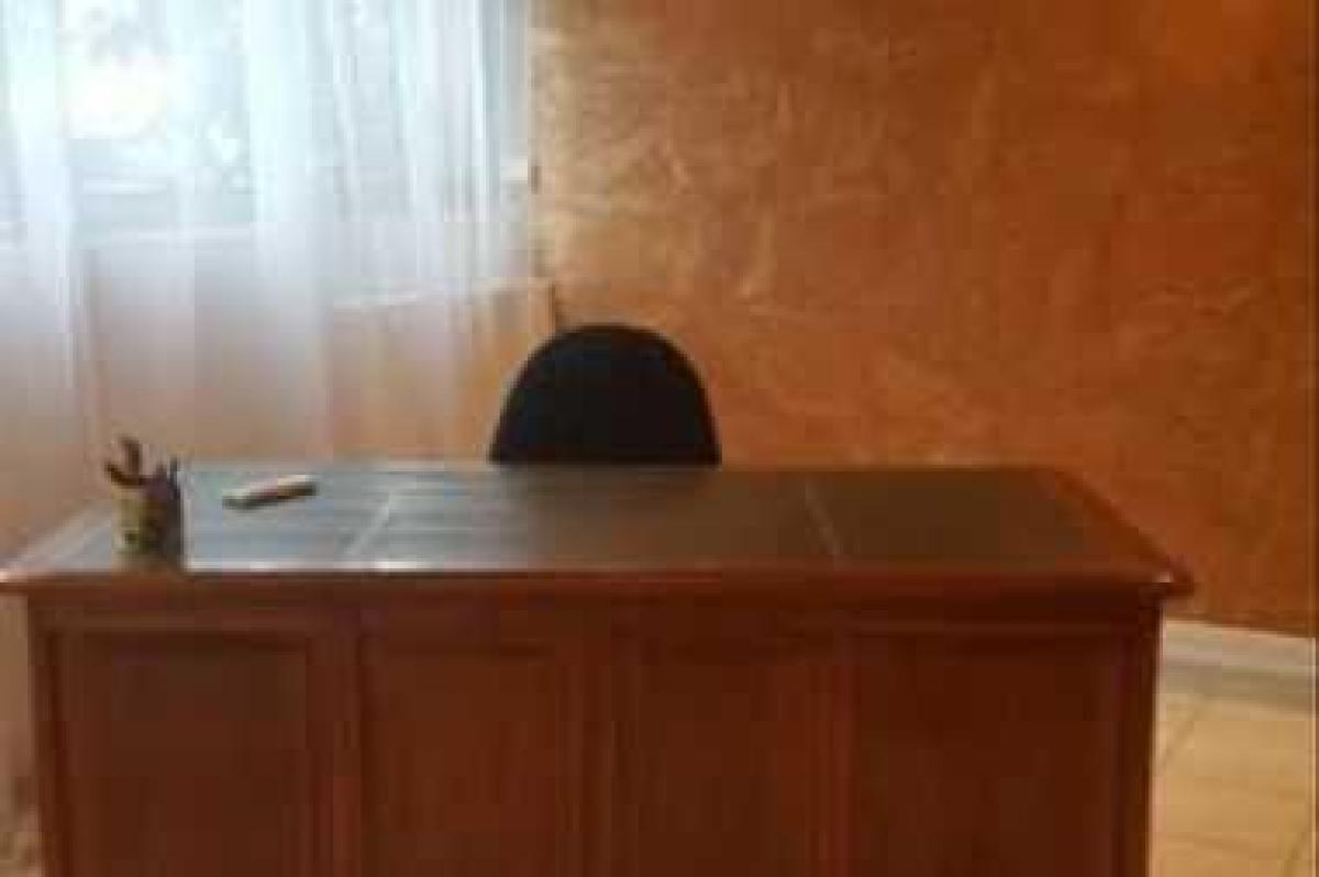 41m² Office in Perpignan, France No. 20869