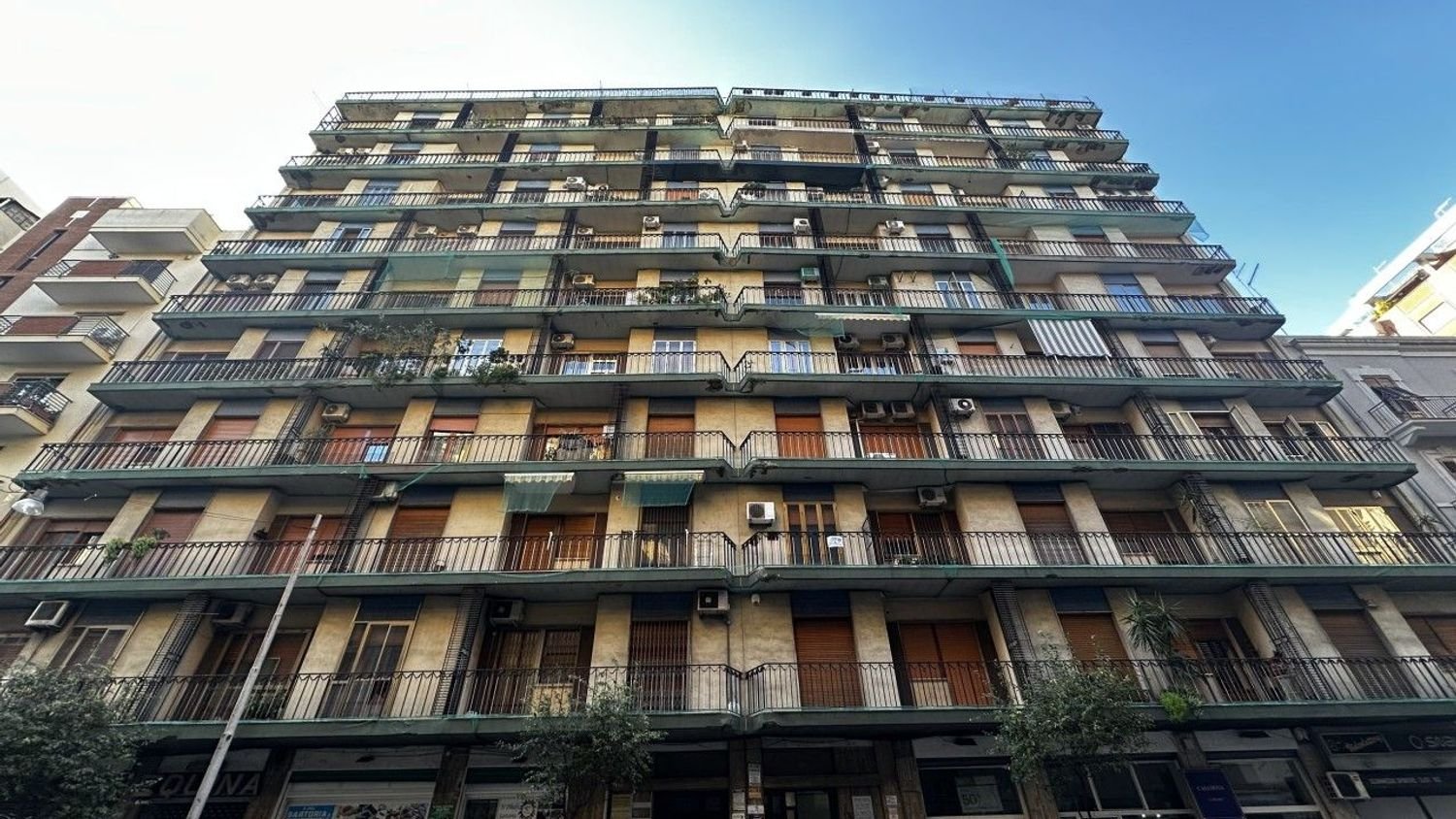 5غرفة شقة في Taranto, Italy رقم 211505