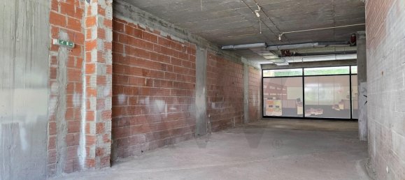 118m² Commercial property in Oeiras, Portugal No. 190234 17