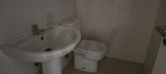 118m² Commercial property in Oeiras, Portugal No. 190234 3