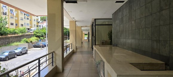 118m² Commercial property in Oeiras, Portugal No. 190234 23