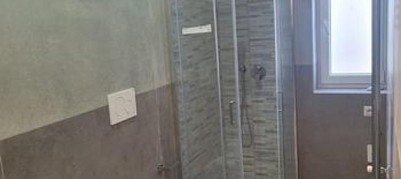 2 rooms Apartment in Rome, Italy No. 261571 5