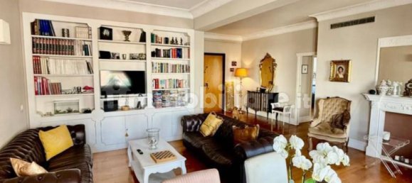 2 Schlafzimmer Wohnung in Rome, Italy, Nr. 273919 4