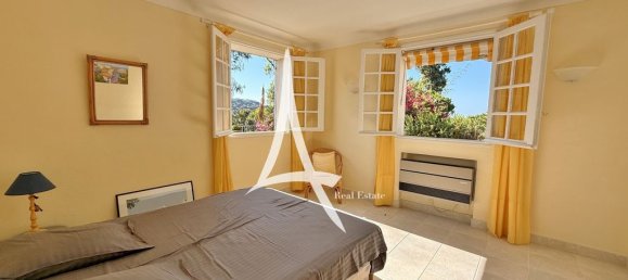 4 bedrooms Villa in La Croix-Valmer, France No. 344880 10