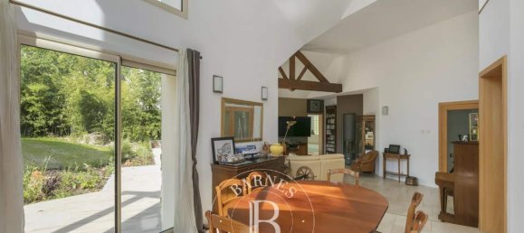 6 bedrooms House in Igny, France No. 180738 6