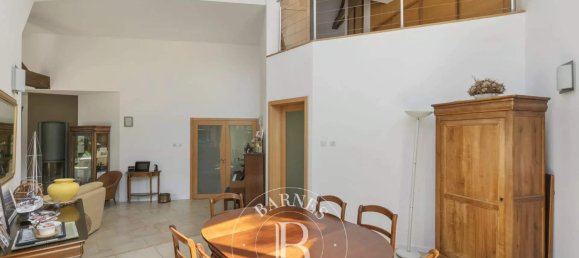 6 bedrooms House in Igny, France No. 180738 7