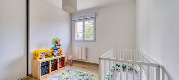 2 chambres Appartement à Noisy-le-Grand, France No. 151636 9