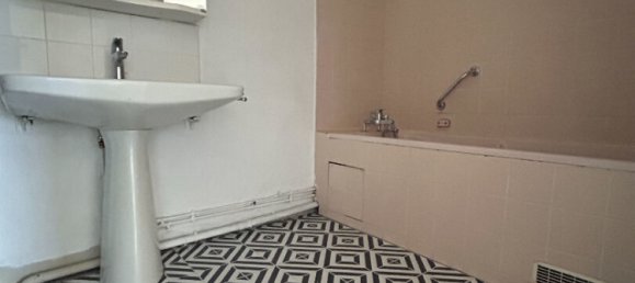 Apartamento de 3 dormitorios en Orleans, France No. 67255 7