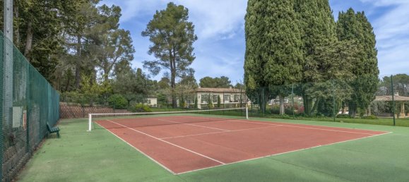 9 bedrooms Villa in Mougins, France No. 1685 25