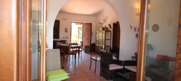 5 bedrooms House in Modica, Italy No. 360785 2