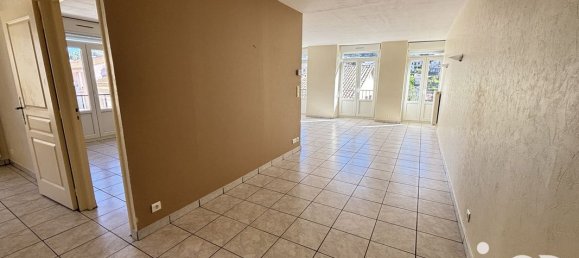 2 chambres Appartement à Vals-les-Bains, France No. 341391 5