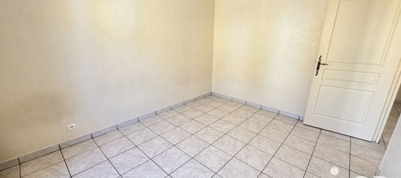 2 chambres Appartement à Vals-les-Bains, France No. 341391 9